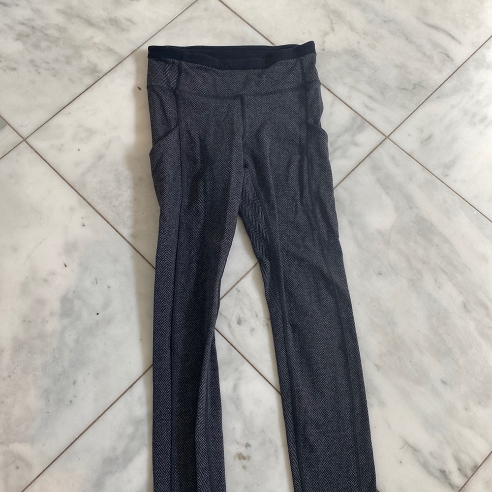 Lululemon herringbone leggings size 4